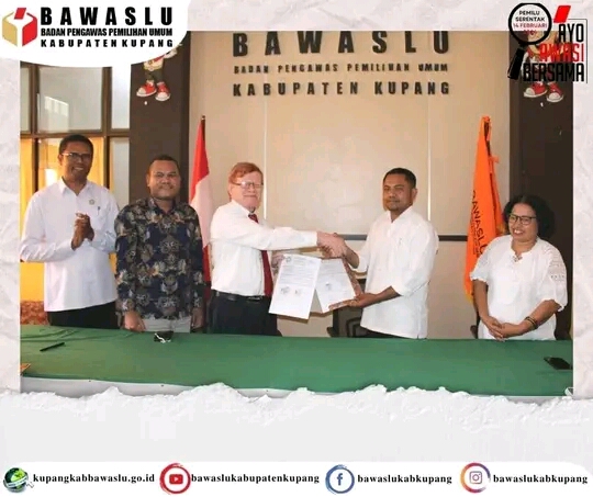 Bawaslu Kabupaten Kupang Melakukan Penandatanganan  MoU dan PKS Bersama STIKOM Artha Buana Kupang 