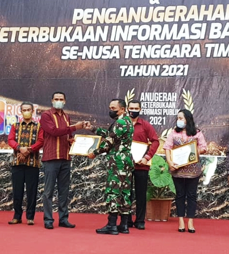 Bawaslu Kabupaten Kupang Terpilih Sebagai Badan Publik Kategori Menuju Informatif