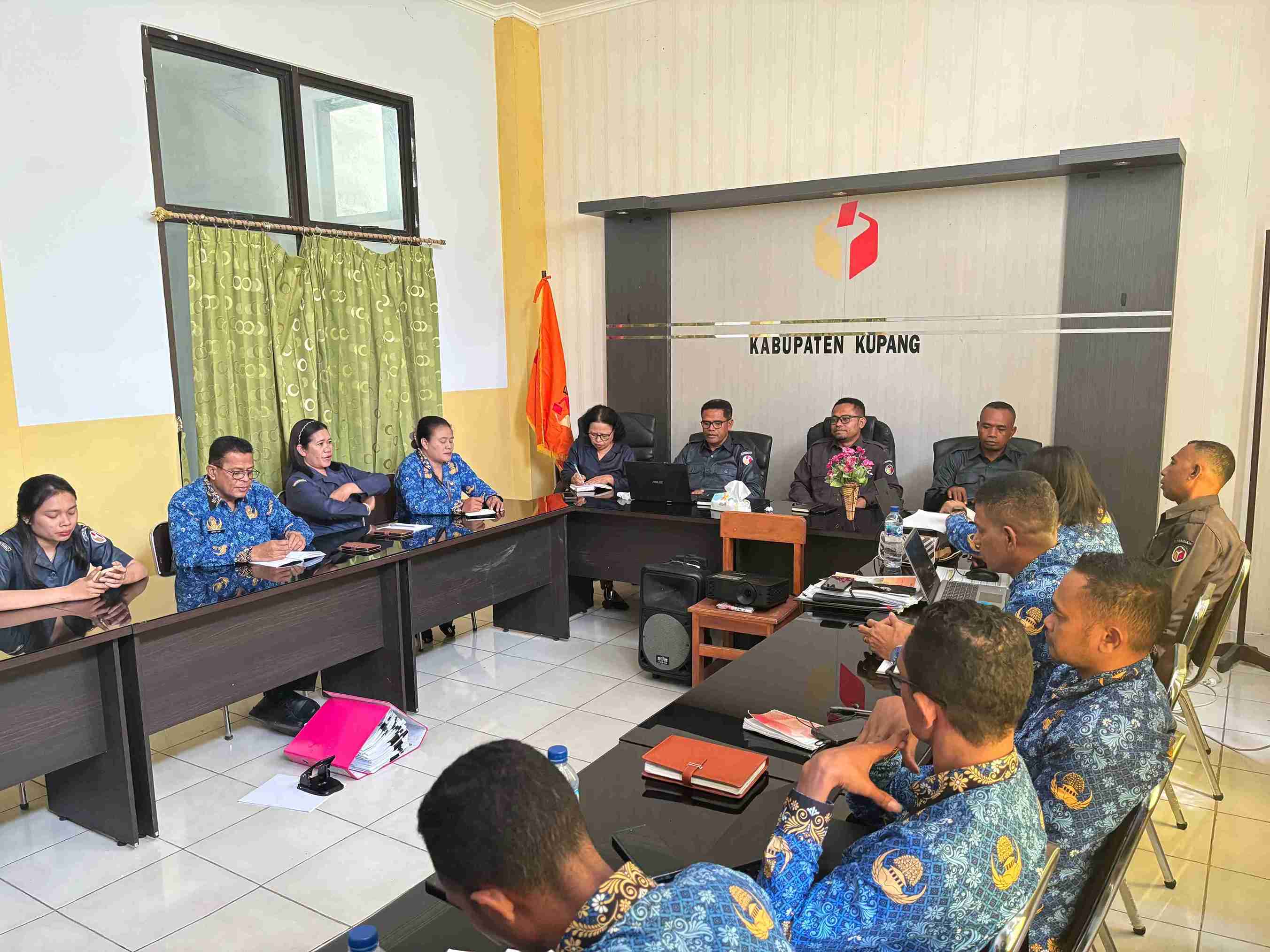 Rapat Biasa Bawaslu Kab Kupang: Perkuat Strategi Penanganan Pelanggaran Pemilu 