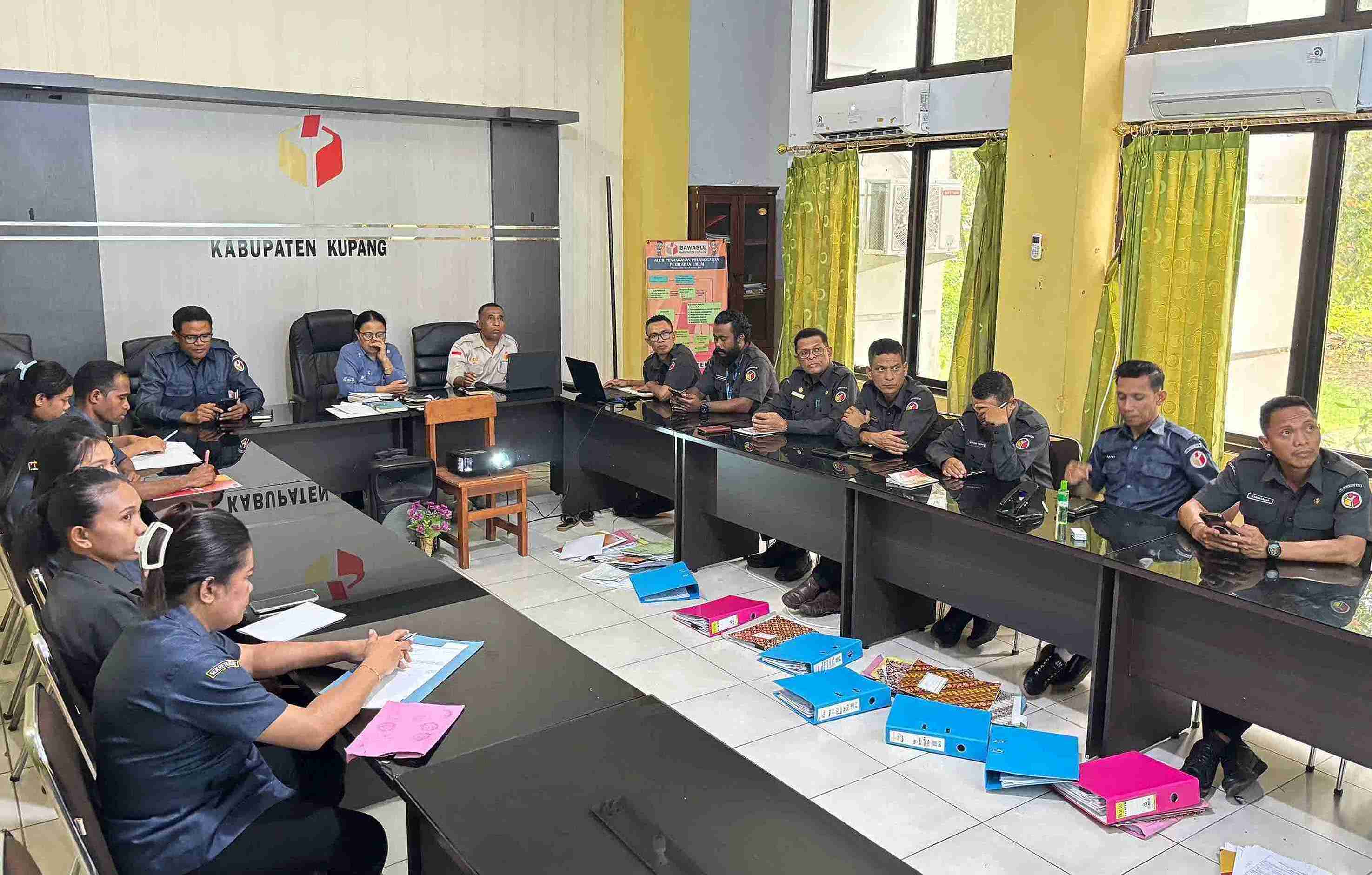 Asah Kemampuan, Bawaslu Kupang Gelar Rakernis Penyusunan Putusan Sengketa Pemilu