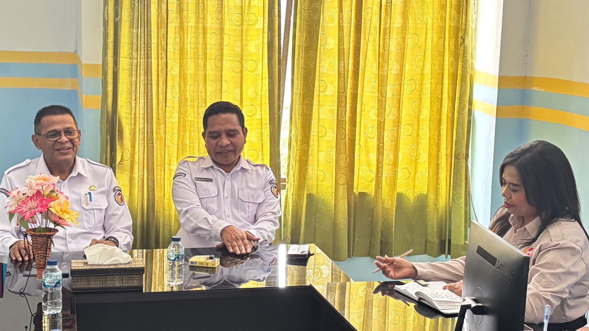Wilibrodus Ngiso Laksanakan Monitoring dan Evaluasi Keuangan di Bawaslu Kabupaten Kupang