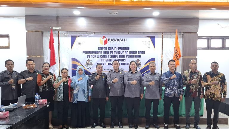Bawaslu Kabupaten Kupang Ikuti Rapat Evaluasi Pengawasan dan Penyusunan Buku Hasil Pengawasan