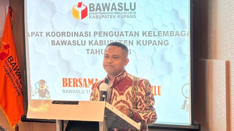Ketua Bawaslu Kabupaten Kupang Tekankan Tiga Fondasi Penguatan Kelembagaan: Duit, Orang, dan Alat