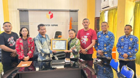 Penulis : Arifin Boik, SH  Editor   : Maria Yulita Sarina, SE
