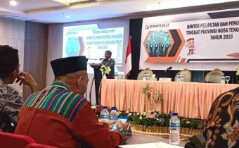 Menigkatkan Kerja Kehumasan Bawaslu NTT BIMTEK Peliputan dan Penulisan Berita 