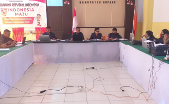 Bawaslu Kabupaten Kupang Gelar Rapat Redaksi Pembuatan Buletin 