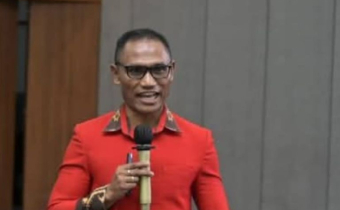 Dr. Mikhael Feka, S.H., M.H Akademisi Universitas Katolik Widya Mandira (Unika) Kupang saat menjadi Narasumber pada kegiatan Gemas Edisi #5