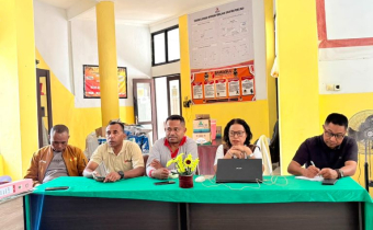 Jajaran Pimpinan Bawaslu saat rapat evaluasi pengelolaan kehumasan, peliputan dan dokumentasi serta informasi publik