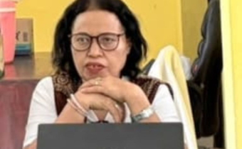Koordinator Divisi Pencegahan, Partisipasi Masyarakat dan Hubungan Masyarakat (P2H) Bawaslu Kabupaten Kupang, Maria Yulita Sarina, S.E.