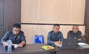 Jajaran Pimpinan Bawaslu Kabupaten Kupang saat mengikuti kegiatan Rapat Koordinasi Implementasi Reformasi Birokrasi Tahun 2026