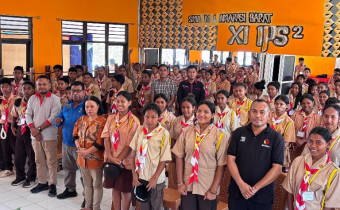 Foto bersama Peserta Raimuna Tingkat Kabupaten Kupang di SMA Negeri 1 Amarasi Barat