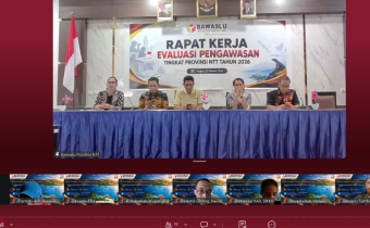 Tangkapan Layar Ketua Bawaslu Provinsi Nusa Tenggara Timur (NTT), Nonato Da Purificacao Sarmento, S.Si., saat menyampaiakn arahan pada Rapat Kerja Evaluasi Pengawasan Tingkat Provinsi Nusa Tenggara Timur Tahun 2026